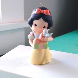 Hallmark Precious Moments Disney Snow White 2008 ornament
